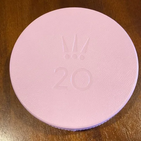 Pandora 20th Anniversary Pink Jewelry Box - Picture 2 of 8